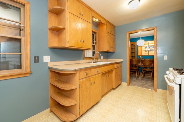 4249 Oliver Avenue N, Minneapolis, MN 55412