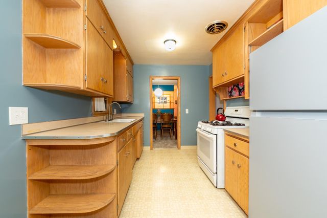 4249 Oliver Avenue N, Minneapolis, MN 55412