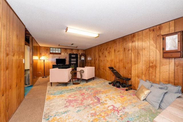 4249 Oliver Avenue N, Minneapolis, MN 55412