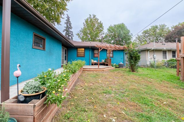 4249 Oliver Avenue N, Minneapolis, MN 55412
