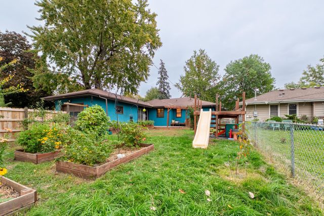 4249 Oliver Avenue N, Minneapolis, MN 55412