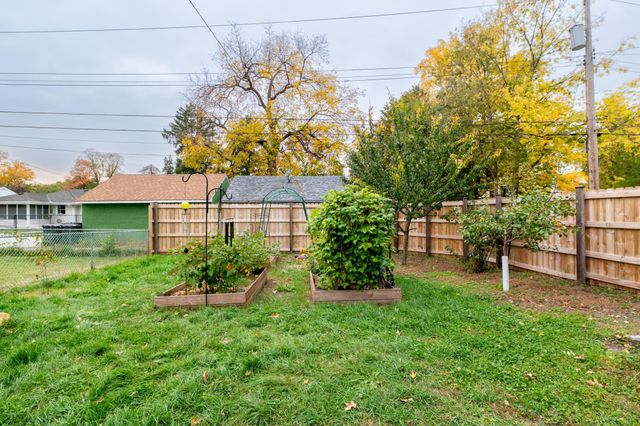 4249 Oliver Avenue N, Minneapolis, MN 55412