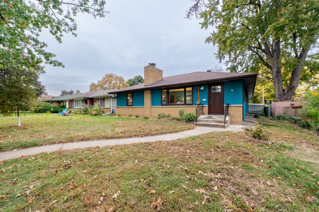 4249 Oliver Avenue N, Minneapolis, MN 55412 — exterior