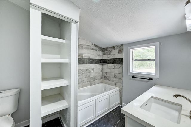 31 Echo Lane, Huntsville, TX 77320