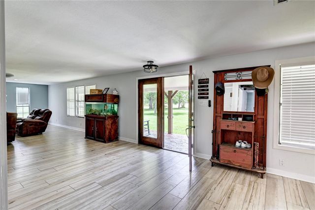 31 Echo Lane, Huntsville, TX 77320