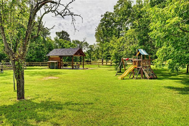 31 Echo Lane, Huntsville, TX 77320