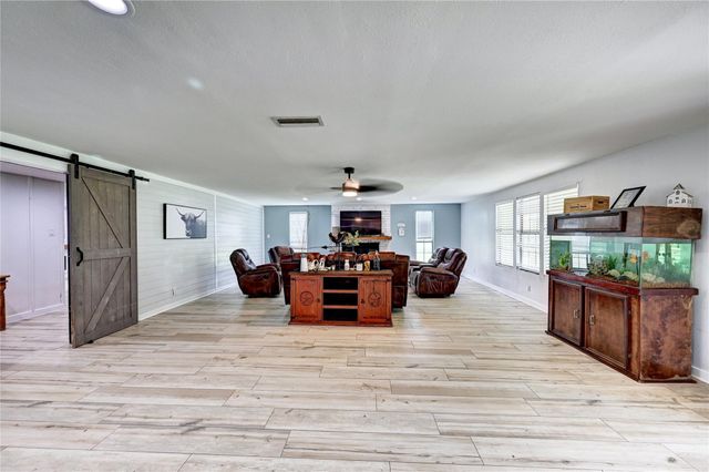 31 Echo Lane, Huntsville, TX 77320