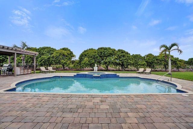 31310 SW 215th Ave, Homestead, FL 33030