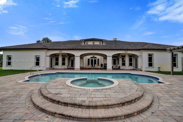31310 SW 215th Ave, Homestead, FL 33030