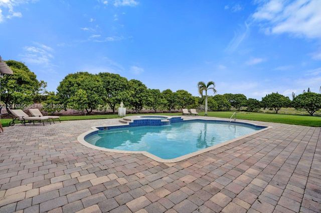 31310 SW 215th Ave, Homestead, FL 33030