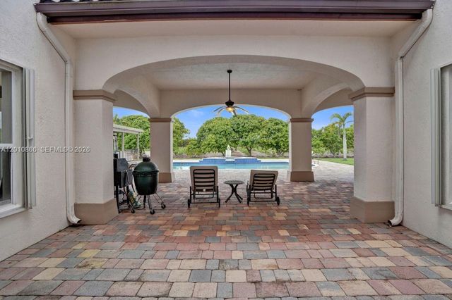 31310 SW 215th Ave, Homestead, FL 33030