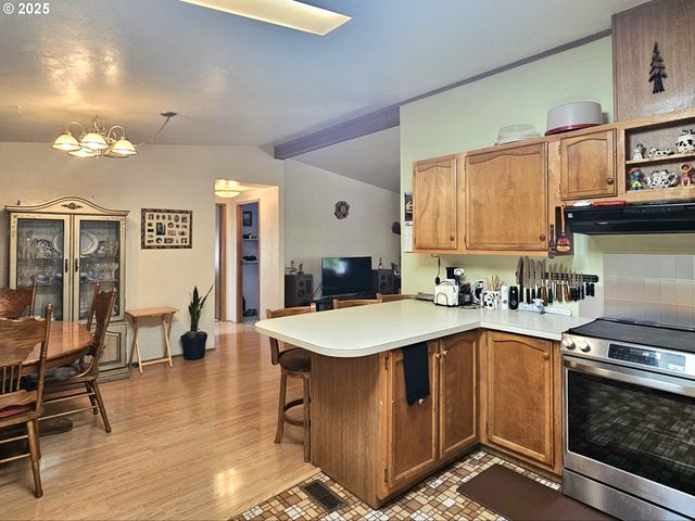 98041 HALLWAY Rd 23, Brookings, OR 97415