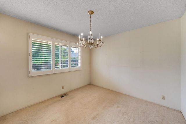 7341 S Land Park Dr, Sacramento, CA 95831