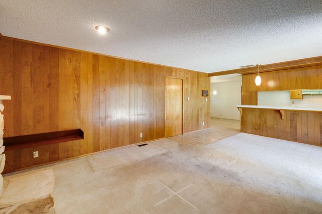 7341 S Land Park Dr, Sacramento, CA 95831