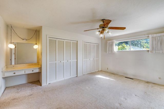 7341 S Land Park Dr, Sacramento, CA 95831