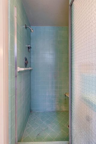 7341 S Land Park Dr, Sacramento, CA 95831