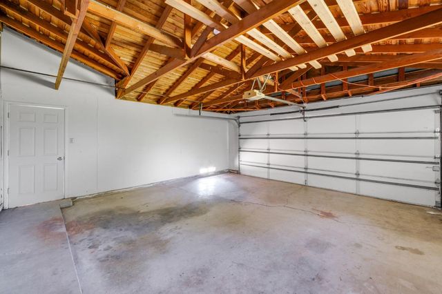 7341 S Land Park Dr, Sacramento, CA 95831