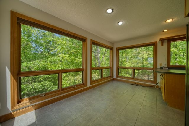70 Panorama Shores Drive, Eureka Springs, AR 72631