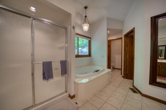 70 Panorama Shores Drive, Eureka Springs, AR 72631