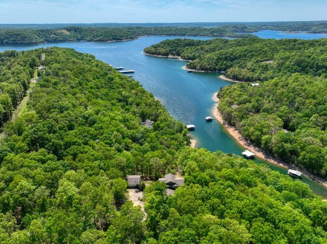 70 Panorama Shores Drive, Eureka Springs, AR 72631