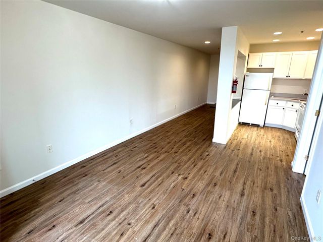 315 Main Street 3, Poughkeepsie, NY 12601