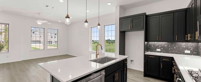 627 Redwood Way, Mansfield, TX 76063