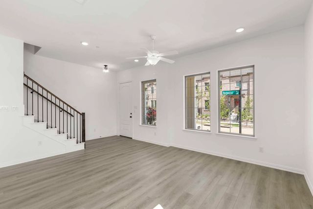 627 Redwood Way, Mansfield, TX 76063