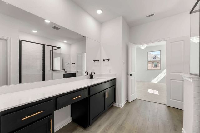 627 Redwood Way, Mansfield, TX 76063