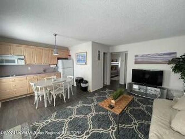 1401 Boulevard B8, Seaside Park, NJ 08752