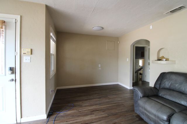 2325 North Street, Anderson, CA 96007