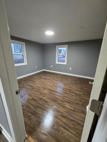 701 Cumberland Dr Apt 4, Clarksville, TN 37040