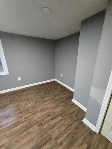 701 Cumberland Dr Apt 4, Clarksville, TN 37040