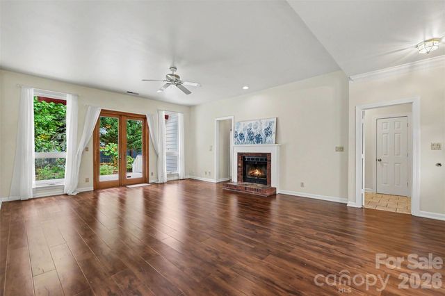 9102 Brightleaf Place, Charlotte, NC 28269