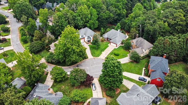 9102 Brightleaf Place, Charlotte, NC 28269