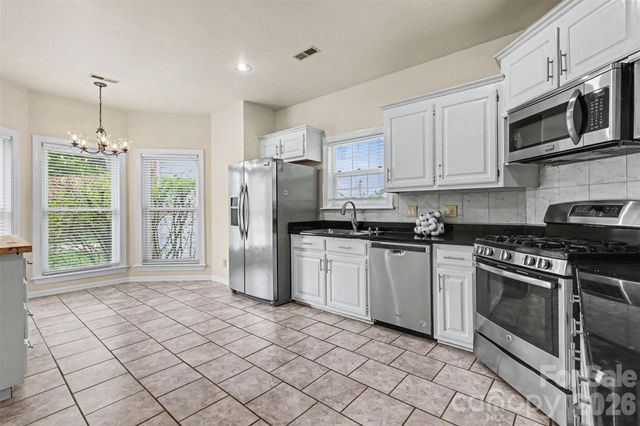 9102 Brightleaf Place, Charlotte, NC 28269