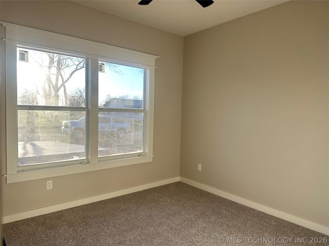 612 S 3rd Street, Morris, OK 74445