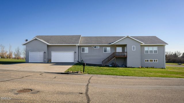 900 Progress Place, Underwood, ND 58576 property photo