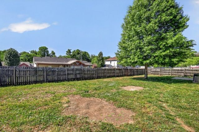 106 Greystone Way, Shelbyville, TN 37160