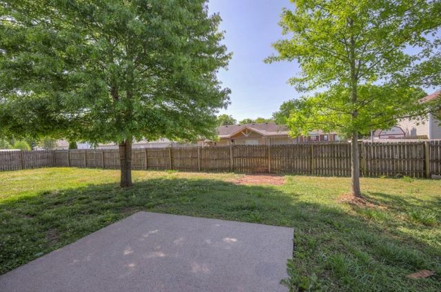 106 Greystone Way, Shelbyville, TN 37160