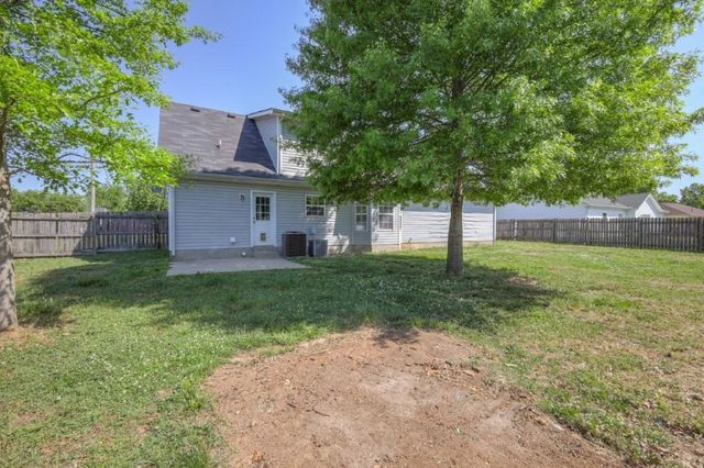 106 Greystone Way, Shelbyville, TN 37160