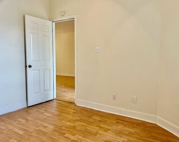 2100 San Gabriel ST 301, Austin, TX 78705