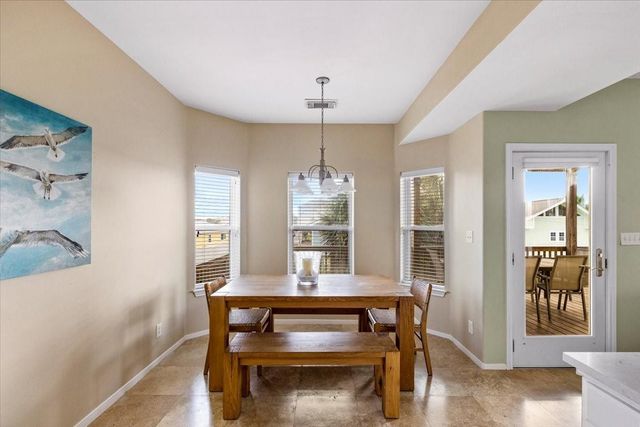 13609 Pirates Beach Boulevard, Galveston, TX 77554