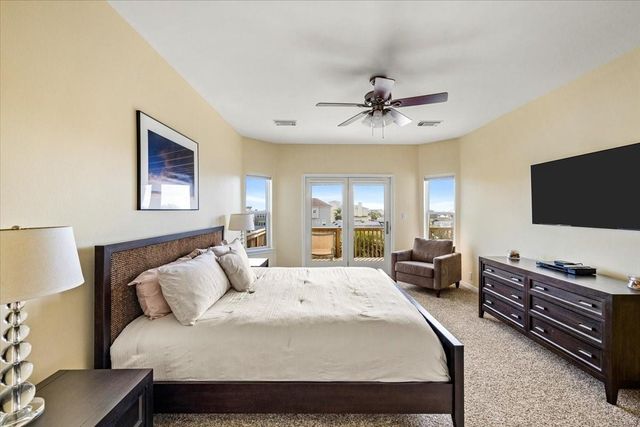 13609 Pirates Beach Boulevard, Galveston, TX 77554