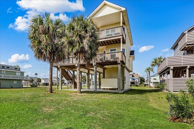 13609 Pirates Beach Boulevard, Galveston, TX 77554