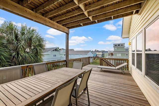 13609 Pirates Beach Boulevard, Galveston, TX 77554