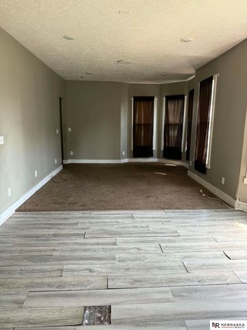 3936 Florence Boulevard, Omaha, NE 68110
