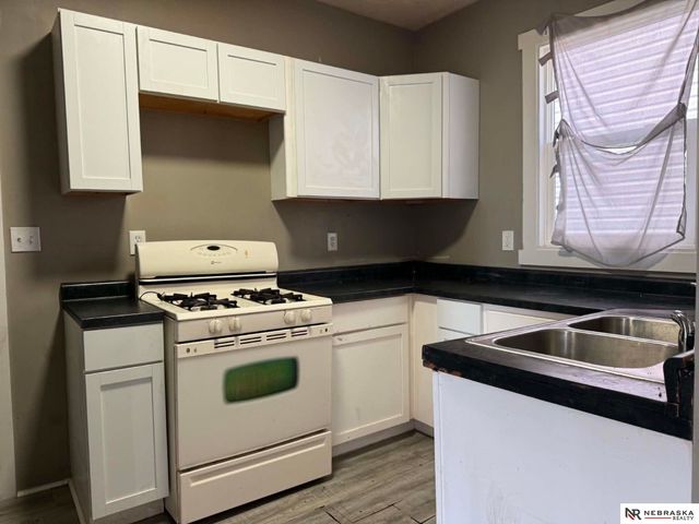 3936 Florence Boulevard, Omaha, NE 68110