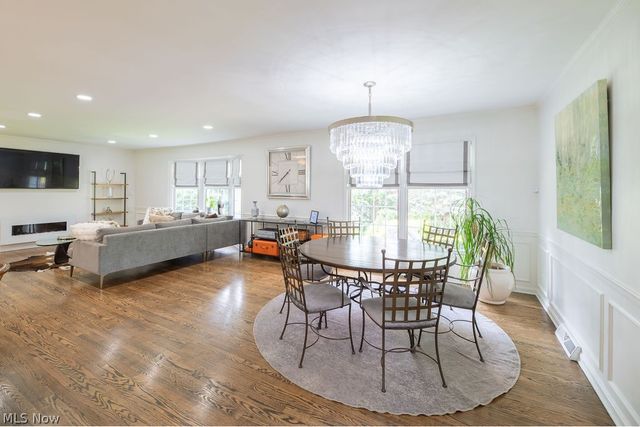 537 Coy Lane, Chagrin Falls, OH 44022