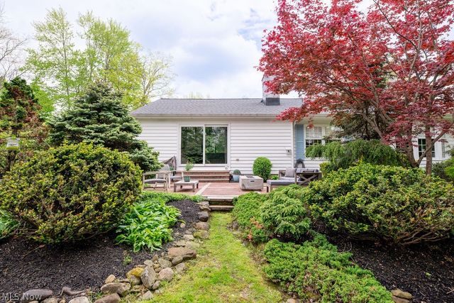 537 Coy Lane, Chagrin Falls, OH 44022
