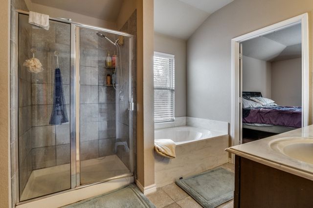 5808 Windy Meadow Lane, Grand Prairie, TX 75052